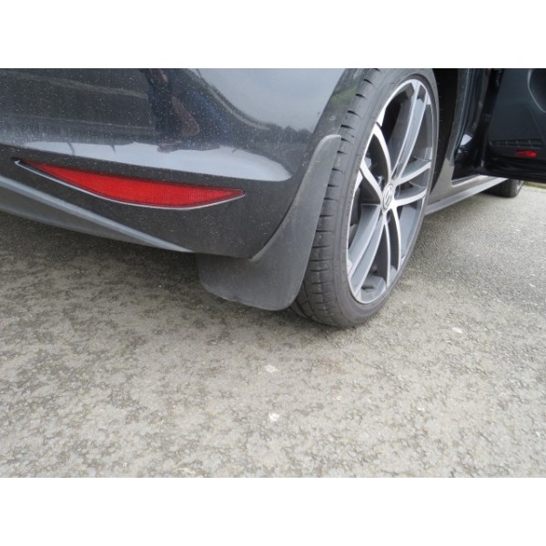 Set Aparatori Noroi Vw Golf VII 2012-2016 Set Aparatori Noroi Vw Golf VII 2012-2016