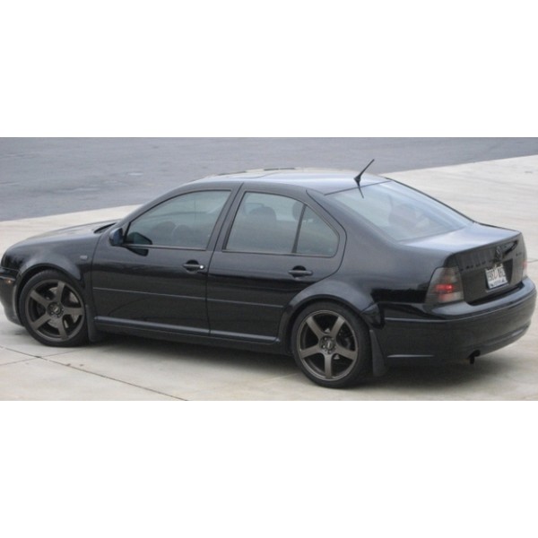 Set Aparatori Noroi Vw Bora 1999-2004 Set Aparatori Noroi Vw Bora 1999-2004