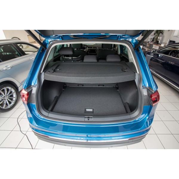 Rulou polita portbagaj VOLKSWAGEN TIGUAN I 5N 2007-2016 Cod OEM 5N0867769E