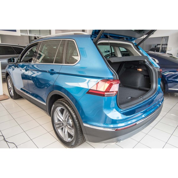 Rulou polita portbagaj VOLKSWAGEN TIGUAN I 5N 2007-2016 Cod OEM 5N0867769E