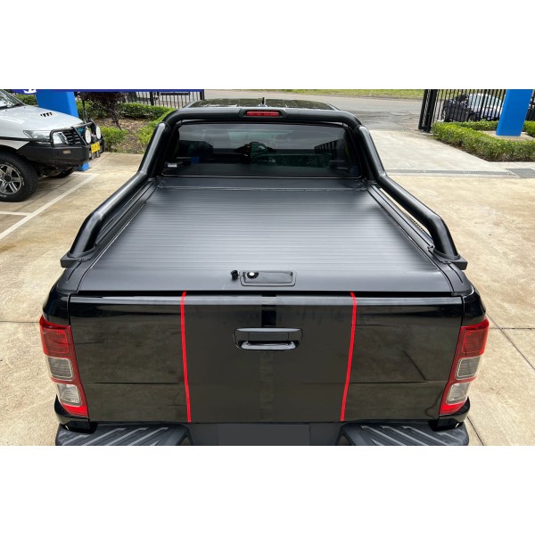 Închidere Benă Tip Rulou Manual TOYOTA HILUX 2015-2024 Cabină Dublă, Negru