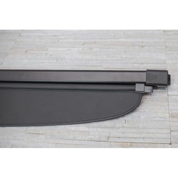 Rulou polita portbagaj VOLKSWAGEN TOURAN II 5T 2015-2026  Cod OEM   STA867871C / STA867871A