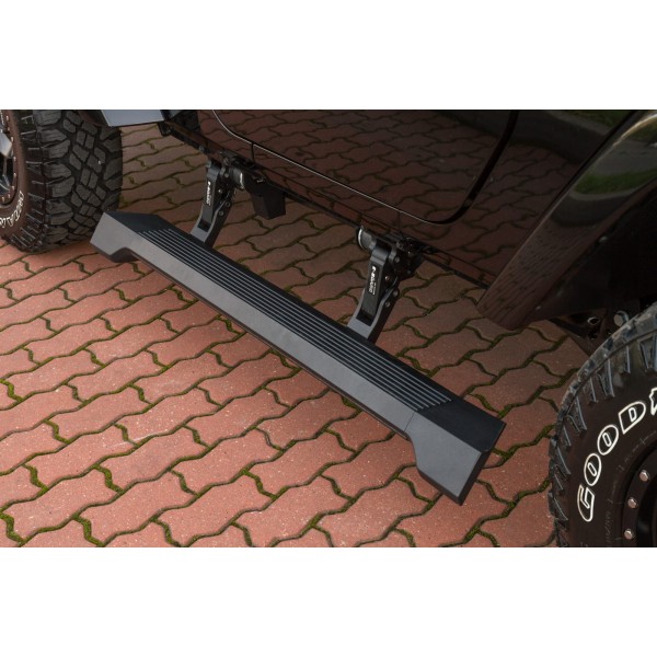 Praguri Electrice Jeep Wrangler JK 4 Uși 2007-2018 – Trepte Laterale Retractabile Aluminiu